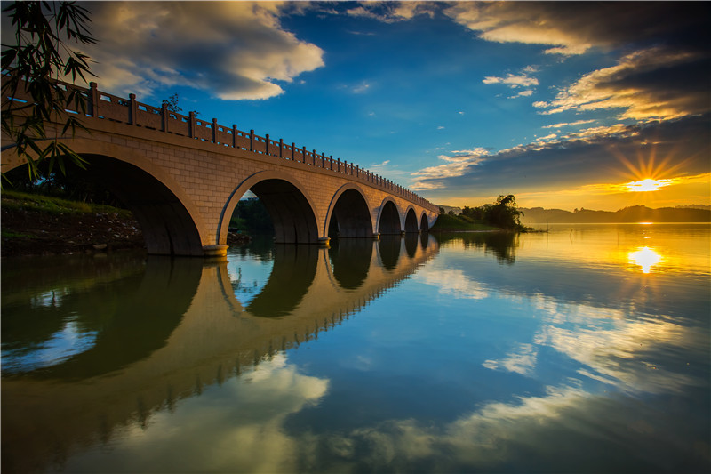 環江濱水大道七孔橋